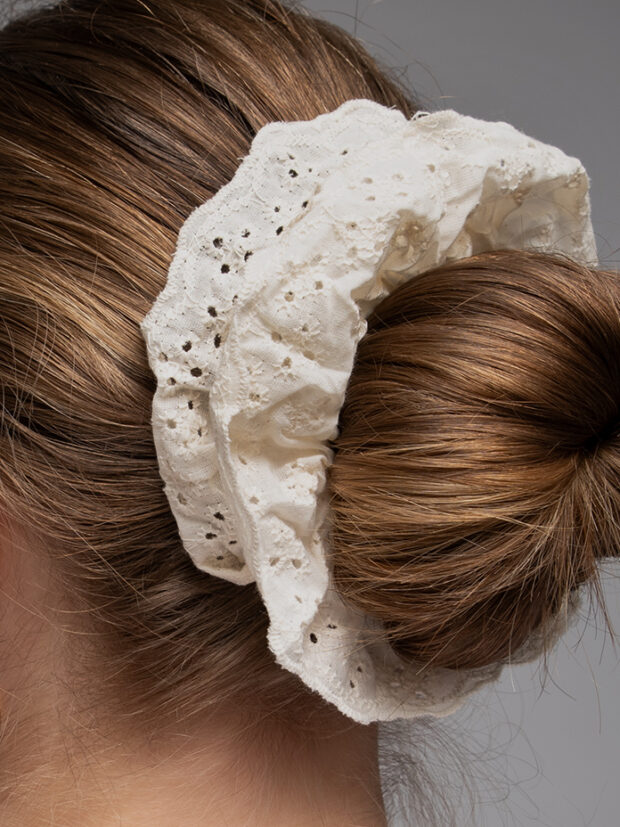 גומיית בד תחרה שמנת1_1 גומיית בד תחרה שמנת1_1